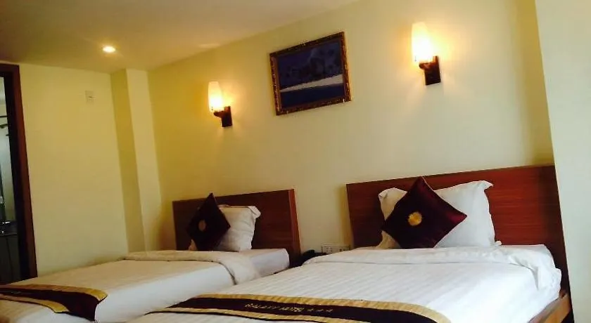 Galaxy Hotel Da Nang 3*,